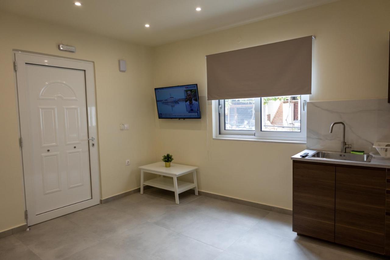 Adriana Apartment Agia Marina Exteriér fotografie